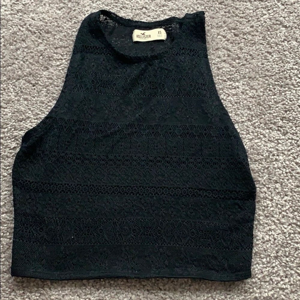 Black crop top